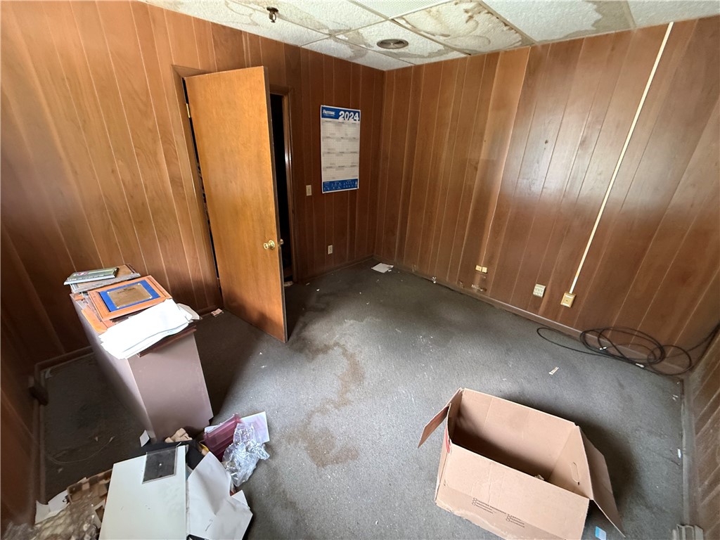 301 E Tempco Avenue Property Photo 20