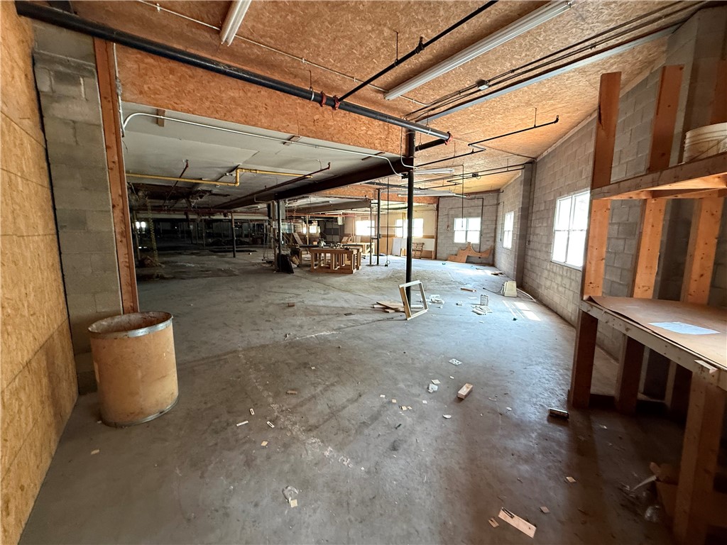 301 E Tempco Avenue Property Photo 24