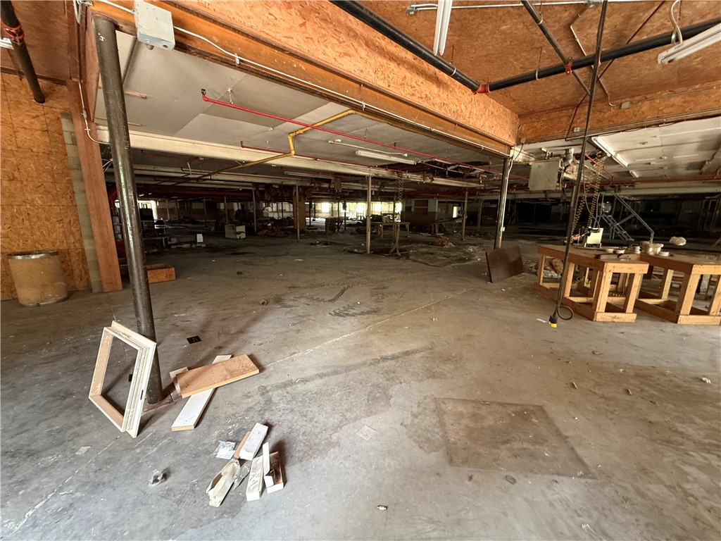 301 E Tempco Avenue Property Photo 25