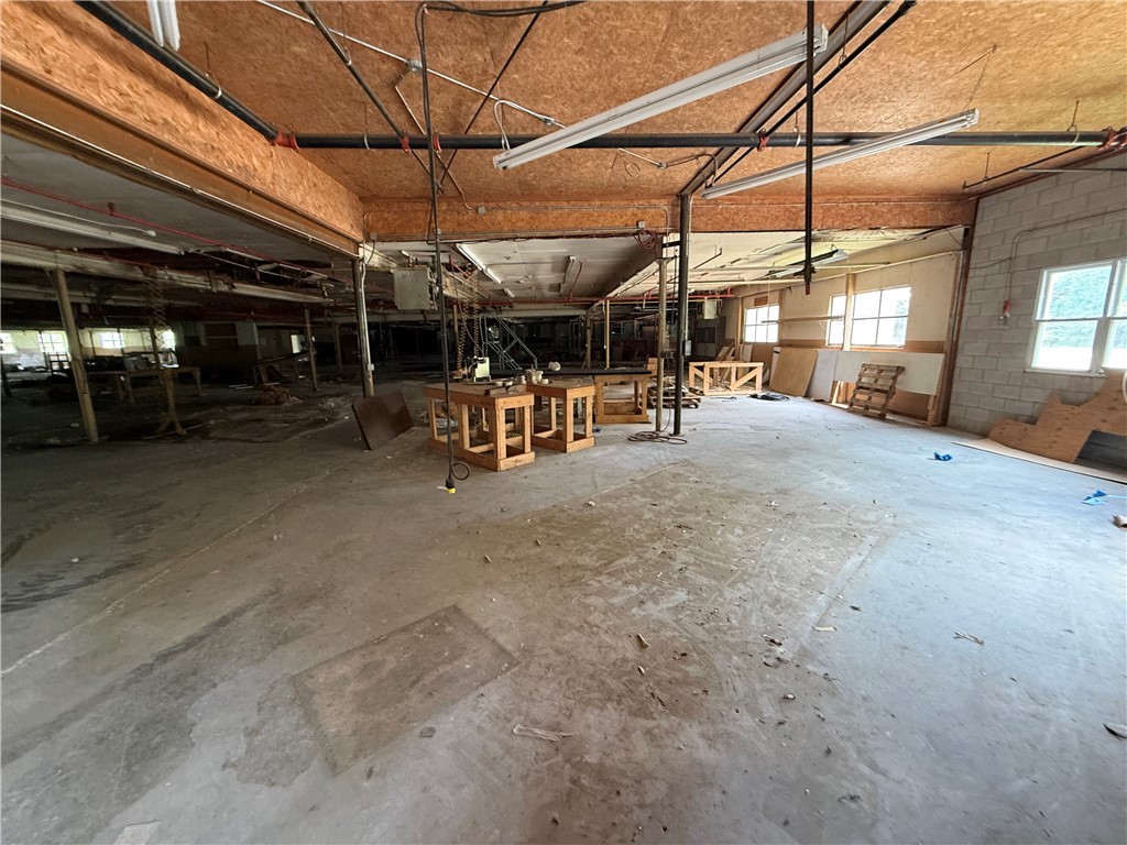 301 E Tempco Avenue Property Photo 26