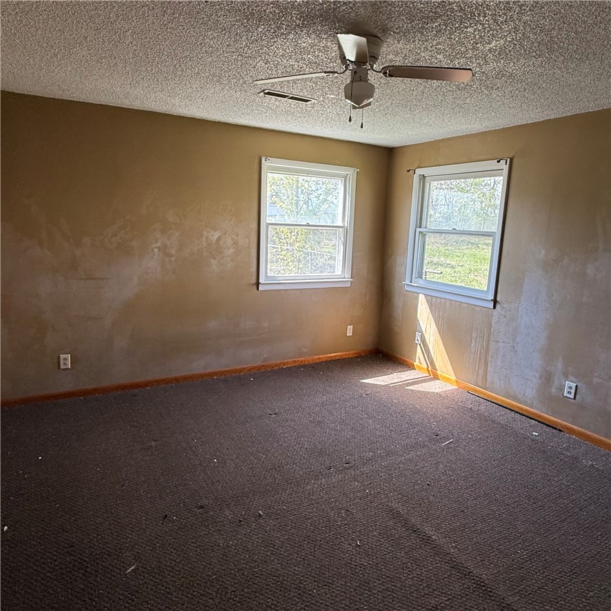 1025 N Wilder Avenue Property Photo 8