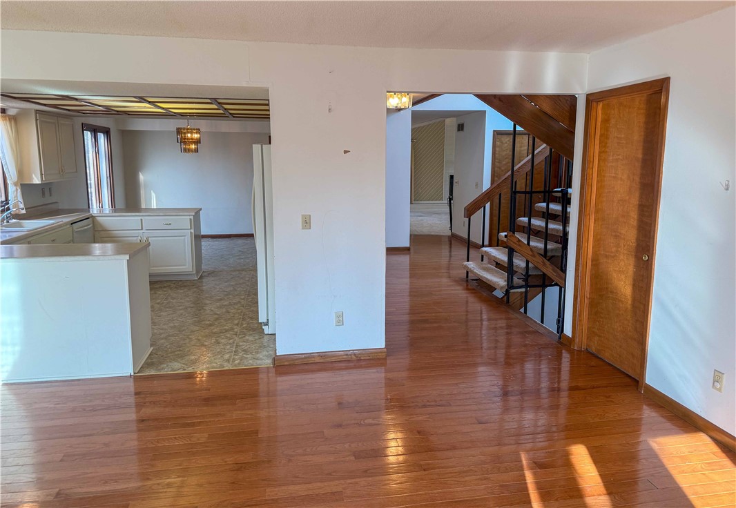 1139 Lakeridge Road Property Photo 14