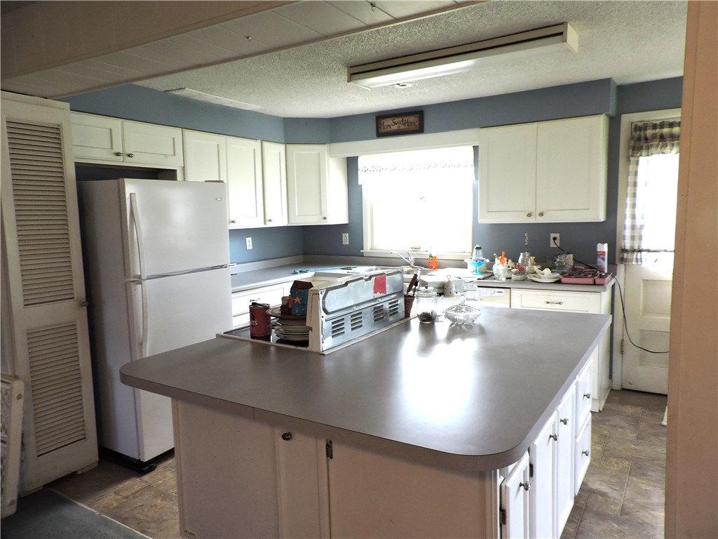 306 Poland Road Property Photo 2