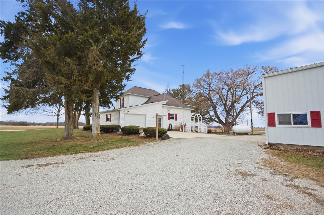 21137 E County Road 1050 N Property Photo 21