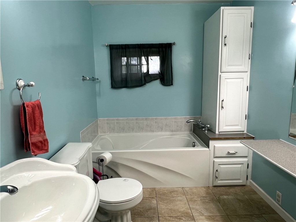 602 S Pembroke Street Property Photo 28