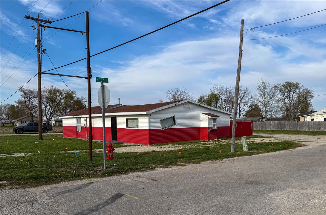 1603 N Main Street Property Photo 1