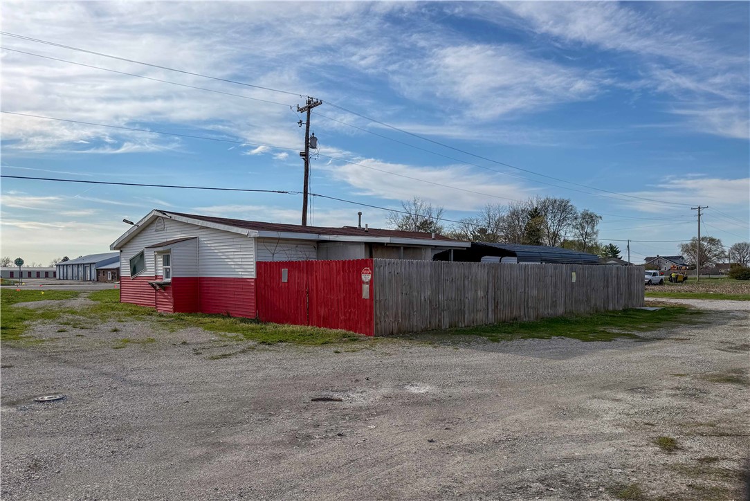 1603 N Main Street Property Photo 32