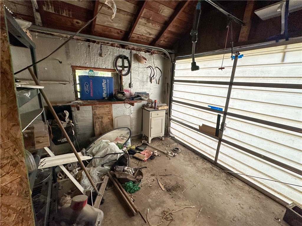 210 N Grant Street Property Photo 15