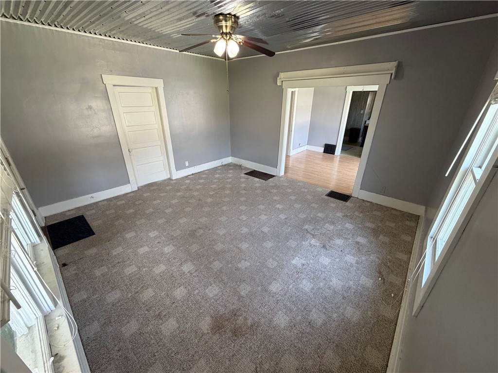 203 S Reed Street Property Photo 6