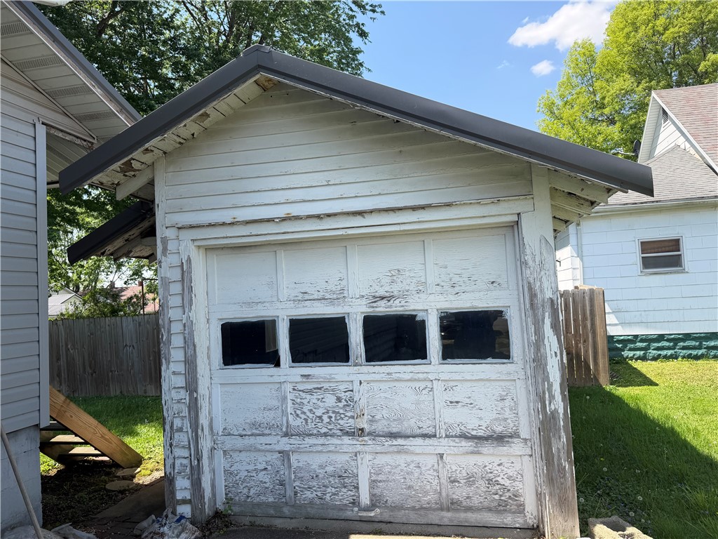 203 S Reed Street Property Photo 41