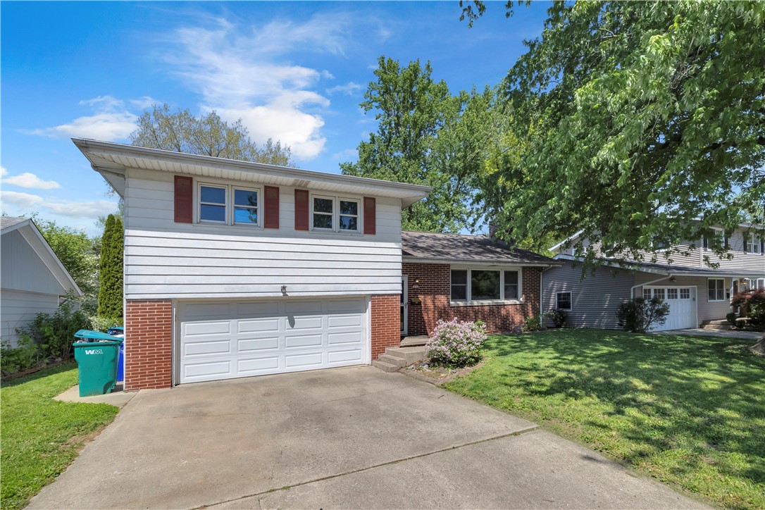 416 Southampton Drive Property Photo 1