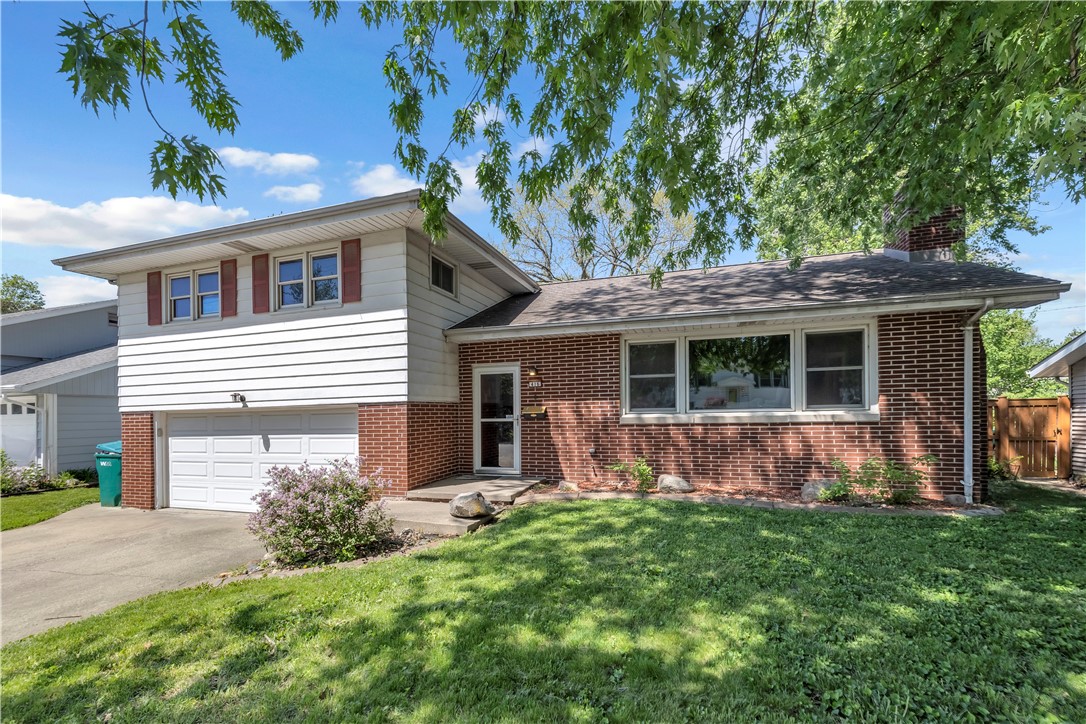 416 Southampton Drive Property Photo 3