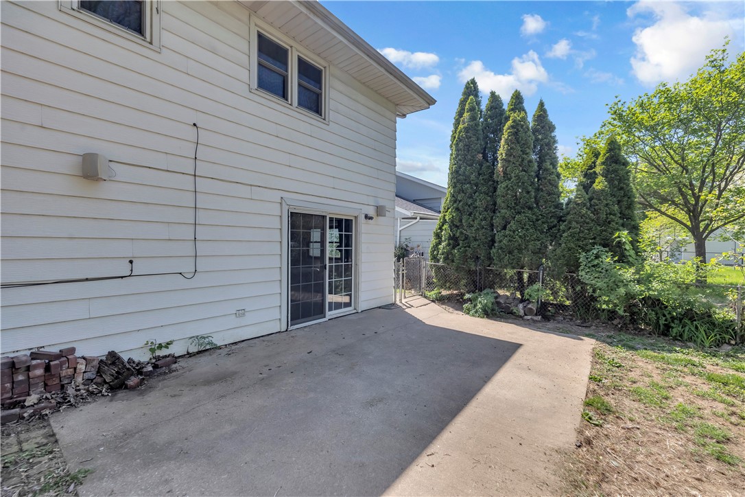 416 Southampton Drive Property Photo 6