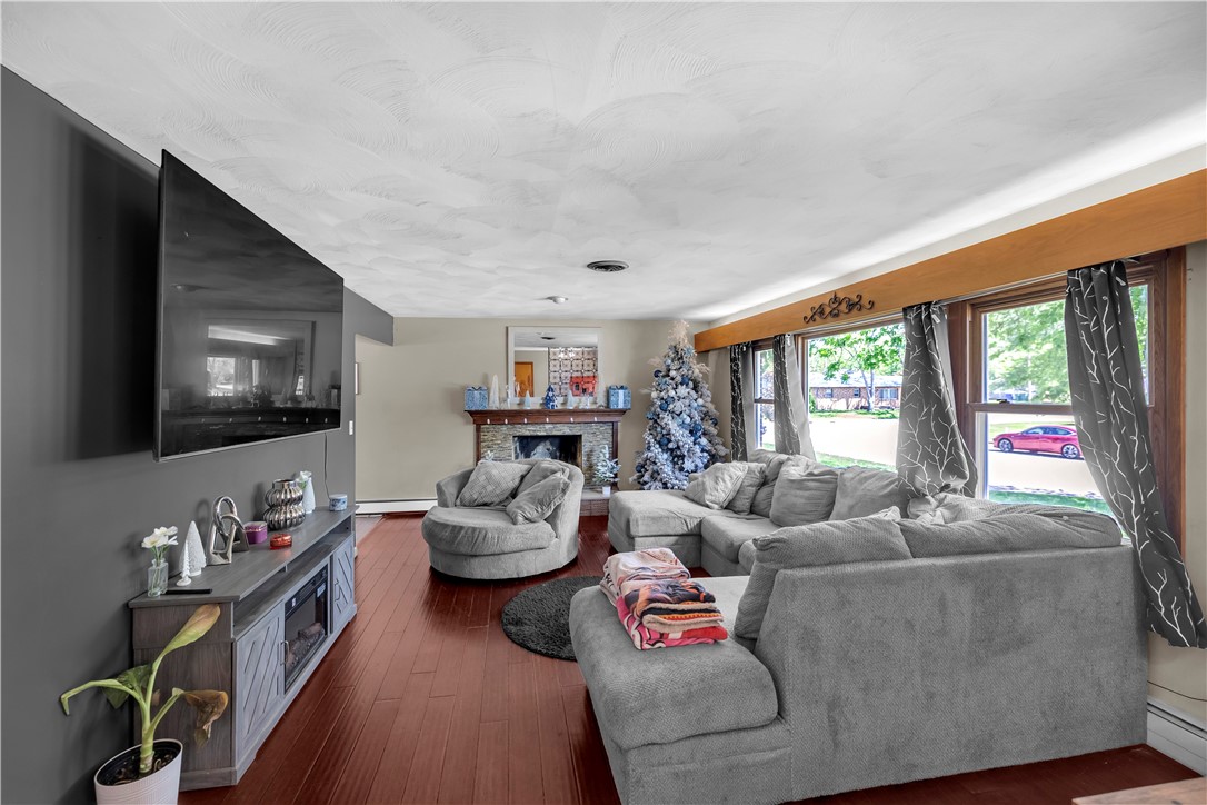 416 Southampton Drive Property Photo 11
