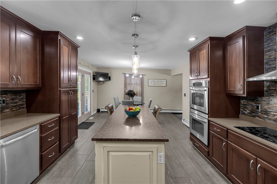 416 Southampton Drive Property Photo 16