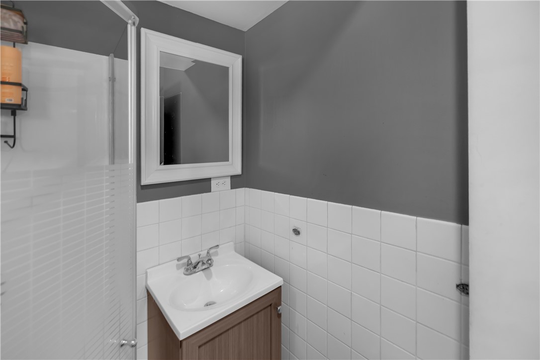 416 Southampton Drive Property Photo 27