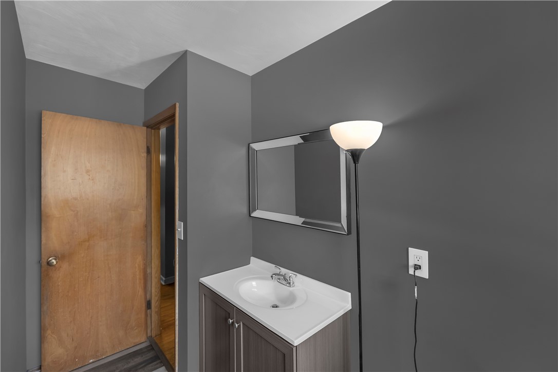 416 Southampton Drive Property Photo 34