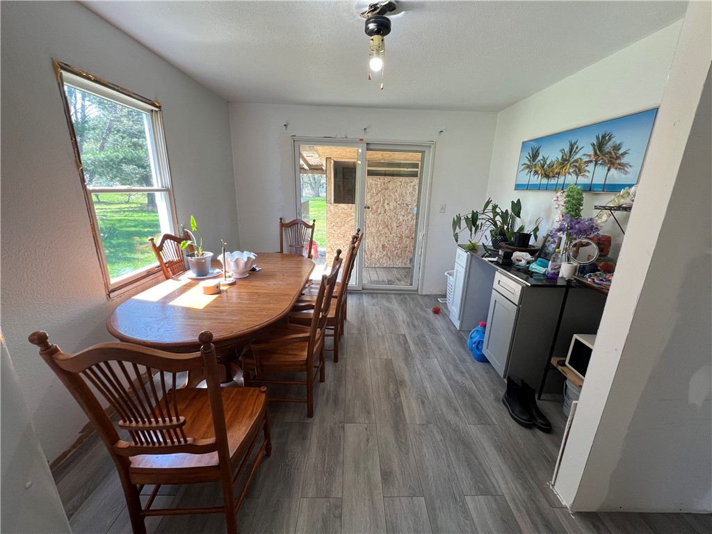 12059 N 875th Street Property Photo 6