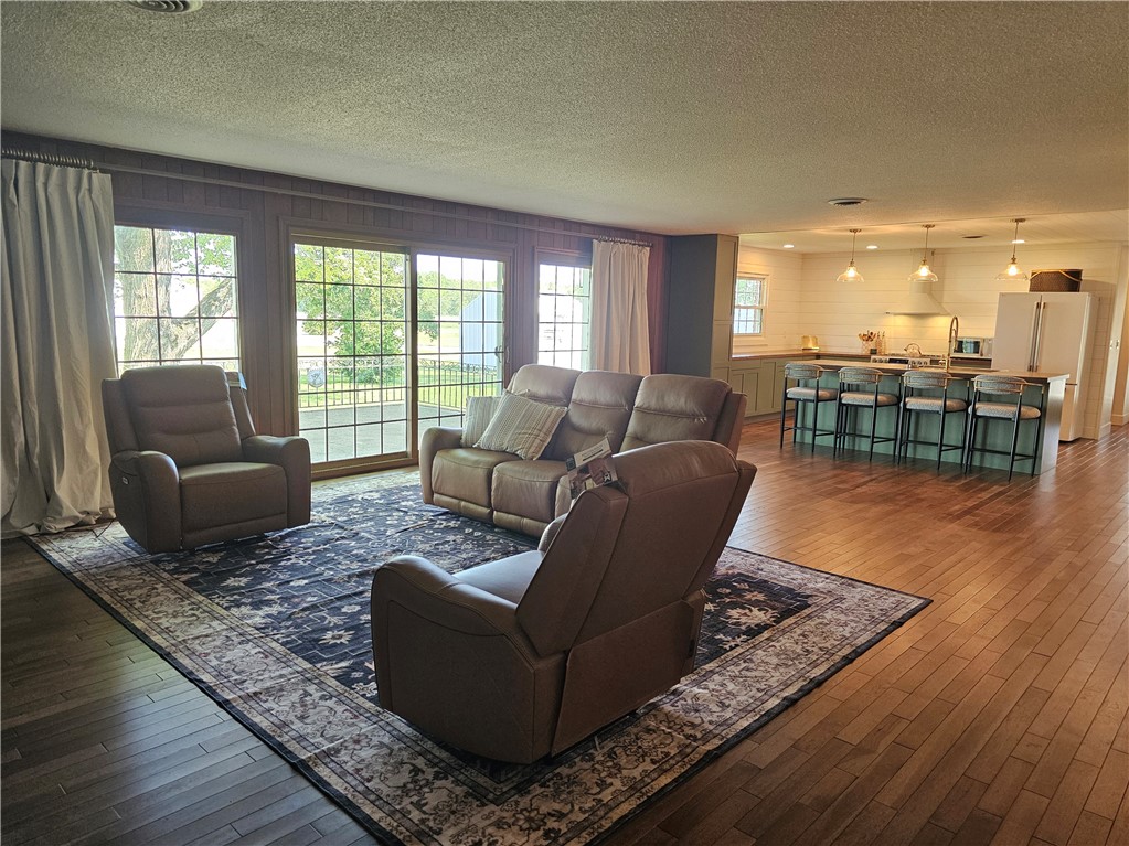 756 County Road 2350e Property Photo 10
