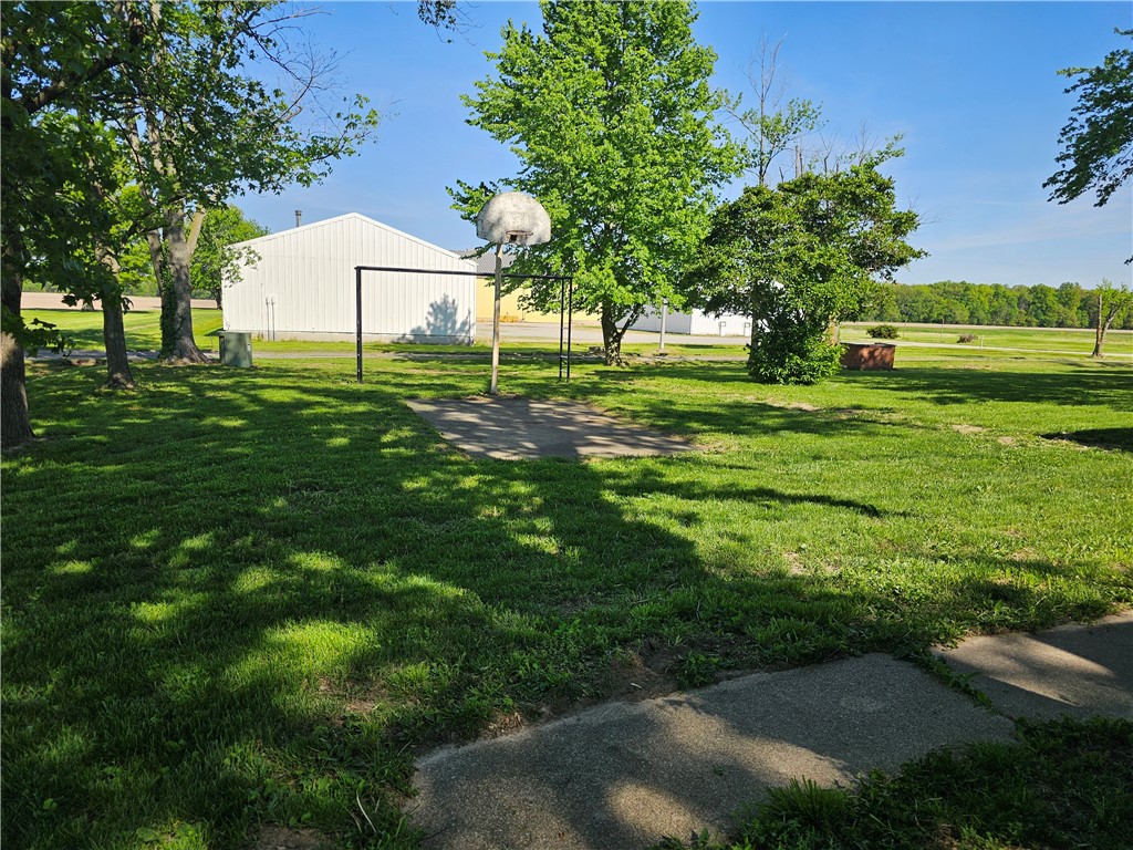 756 County Road 2350e Property Photo 44