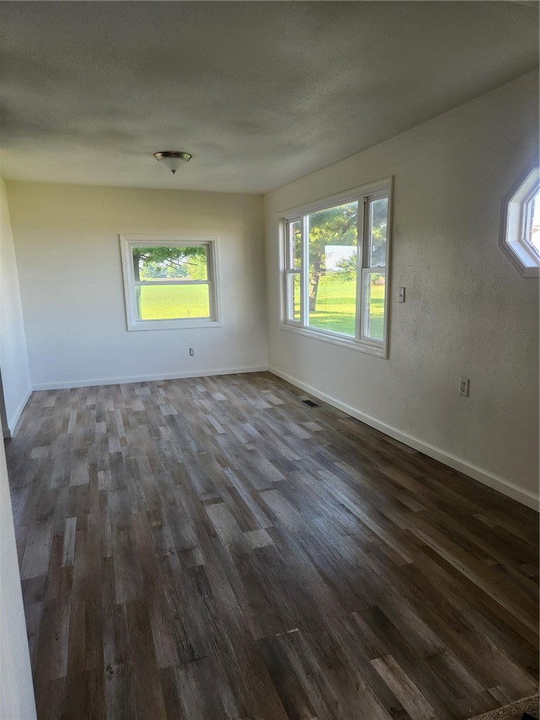 15825 Clingan Lane Property Photo 15