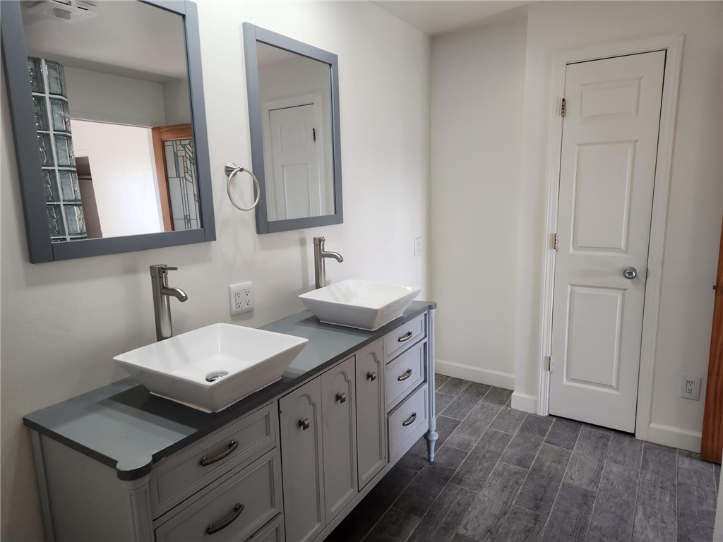 15825 Clingan Lane Property Photo 34