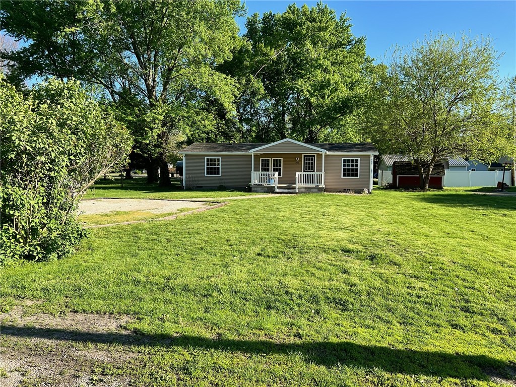 306 Robinson Street Property Photo 1