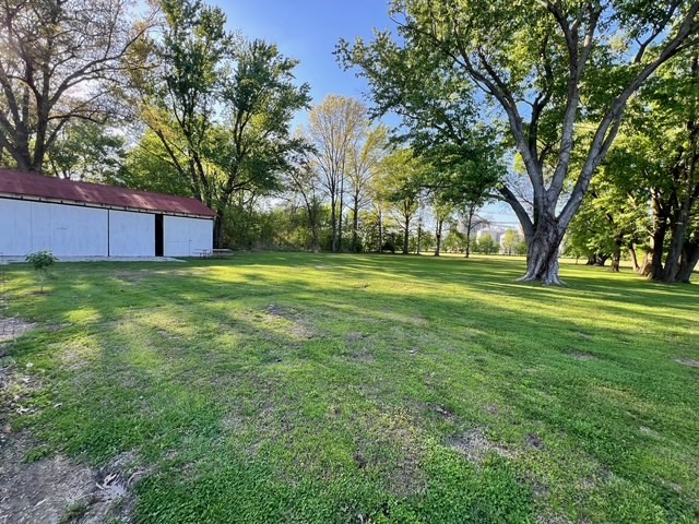 335 Chestnut Street Property Photo 3