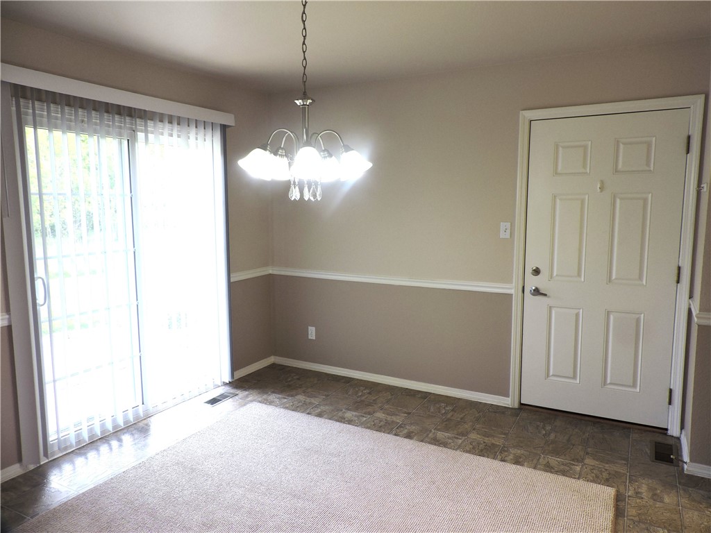 606 Rockway Place Property Photo 4