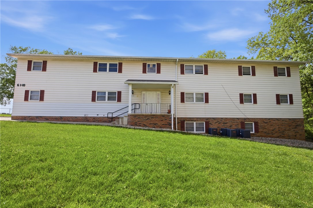 1616 Hillside Drive Property Photo 2