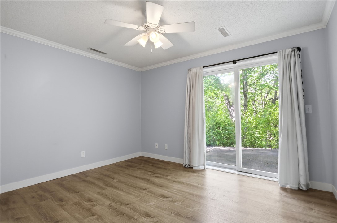 1616 Hillside Drive Property Photo 12