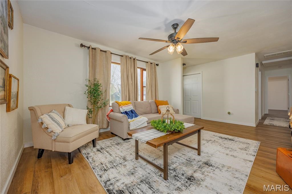 710 Field Street Property Photo 6