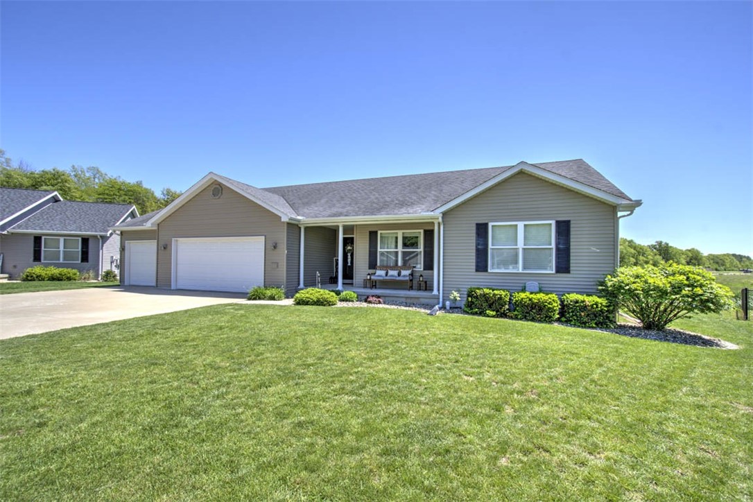 775 Pearl Court Property Photo 8