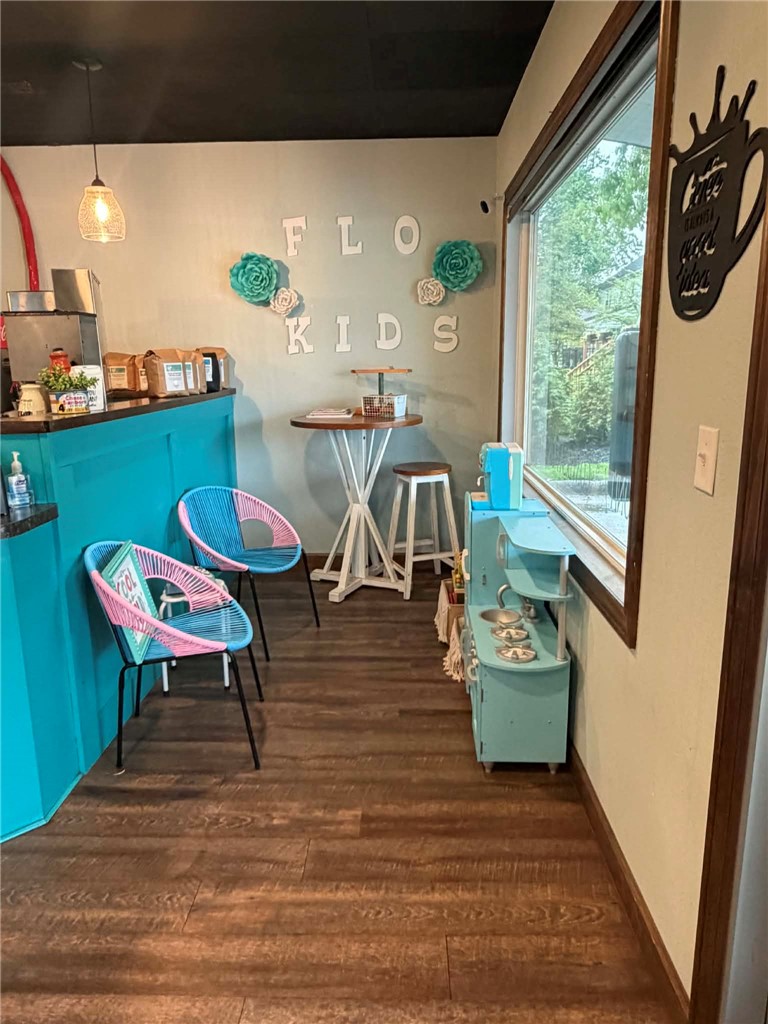 507 W Jourdan Street Property Photo 15