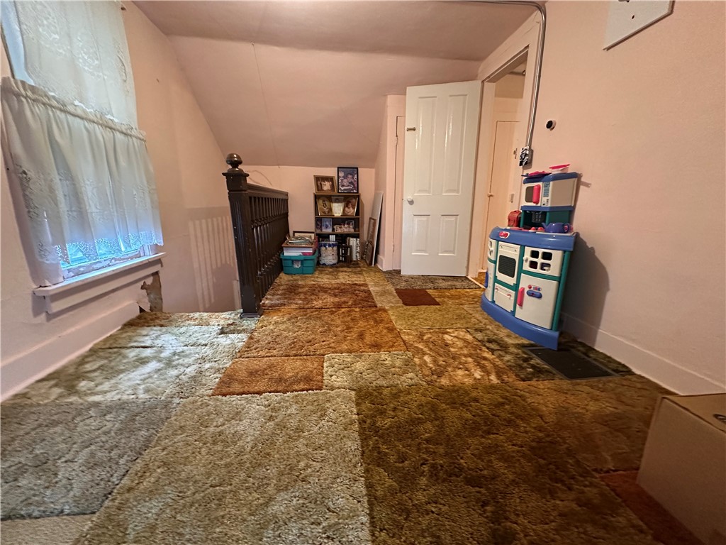 112 S State Street Property Photo 10