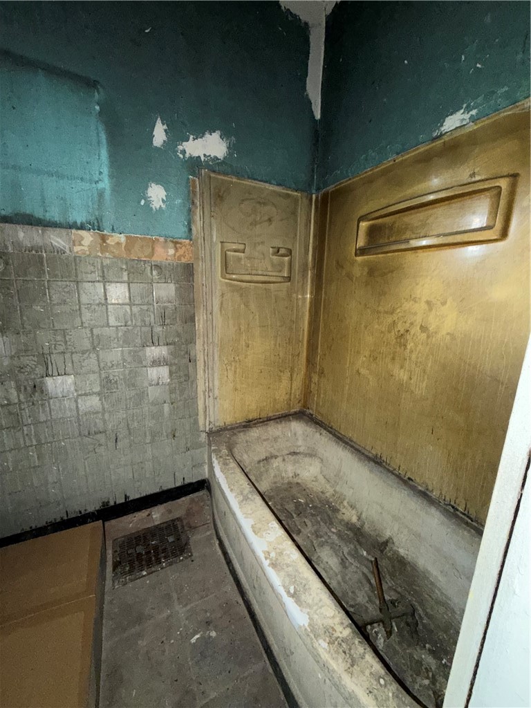 1166 E Walnut Street Property Photo 11