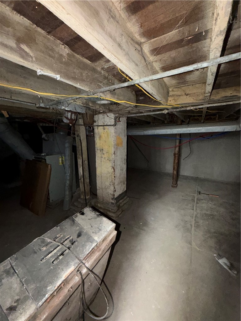 1166 E Walnut Street Property Photo 13