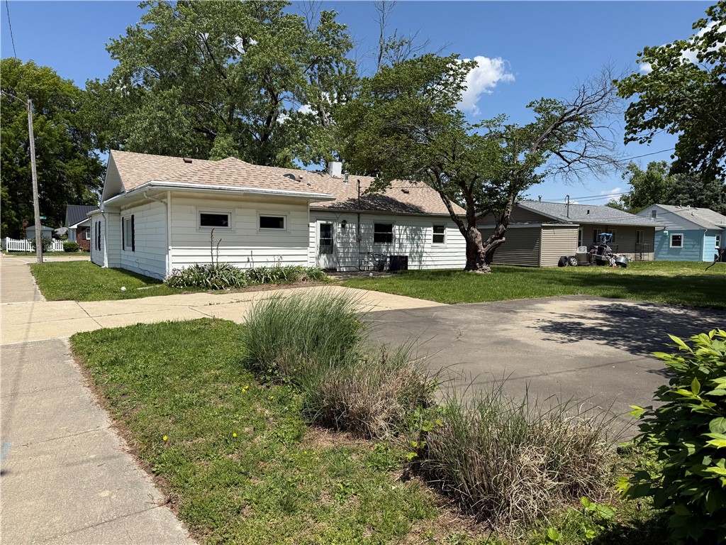 513 W Indiana Avenue Property Photo 5