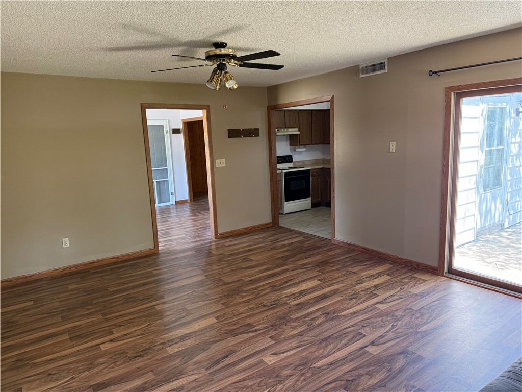 513 W Indiana Avenue Property Photo 13