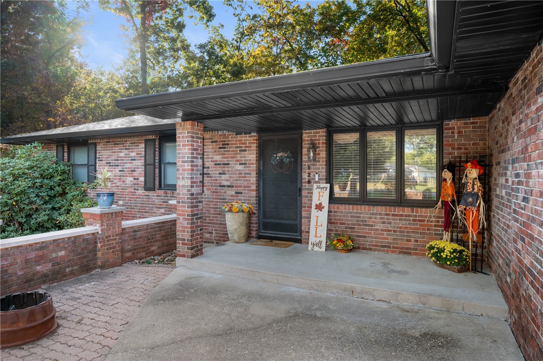 126 Edgewood Drive Property Photo 3