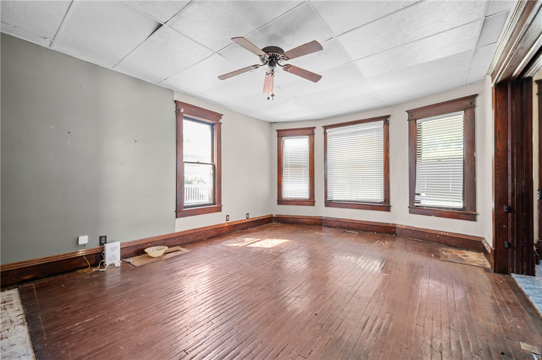 230 W Elizabeth Street Property Photo 6