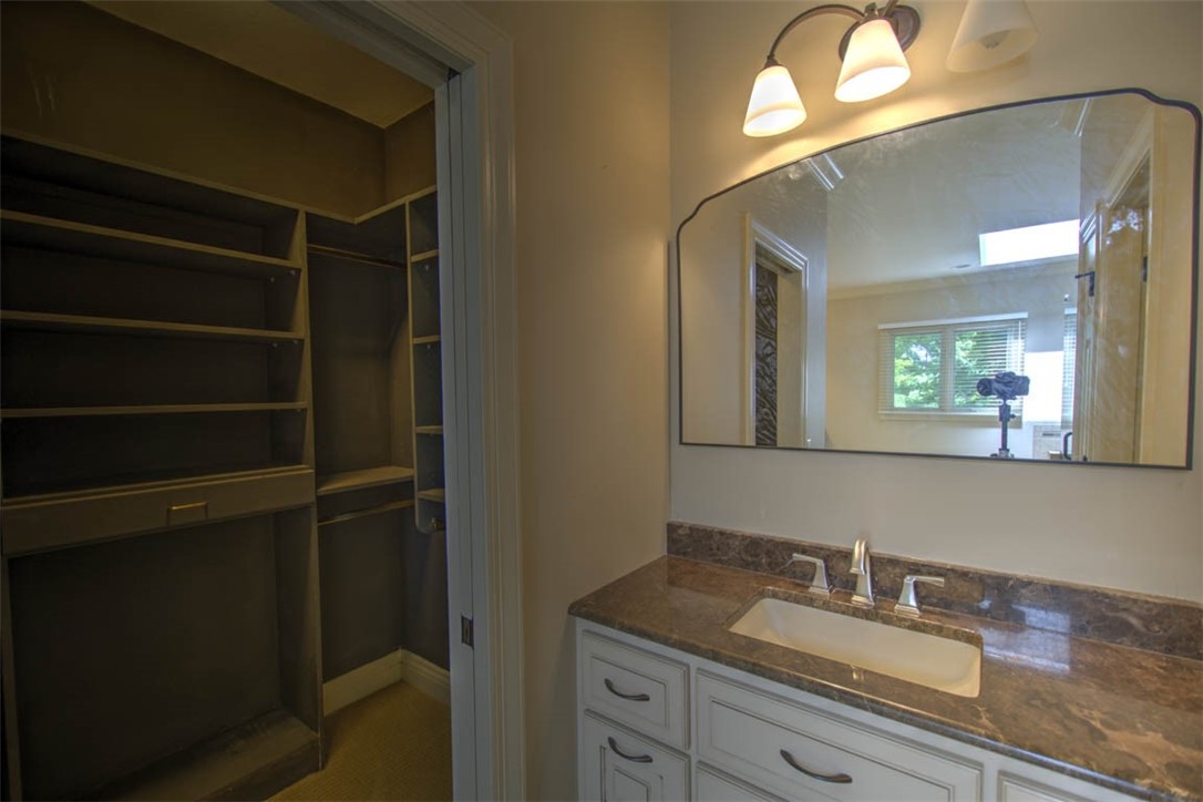 35 Lake Point Property Photo 28