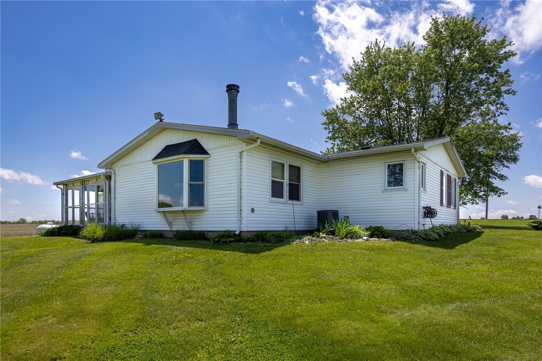 22499 1370 East Road Property Photo 9