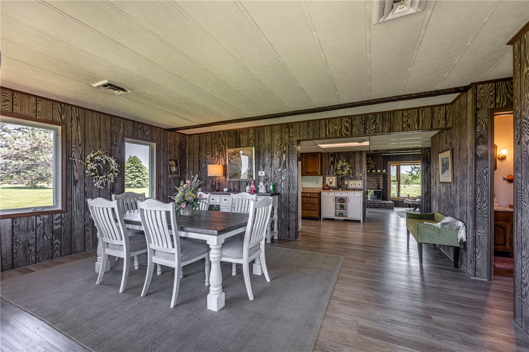 22499 1370 East Road Property Photo 14