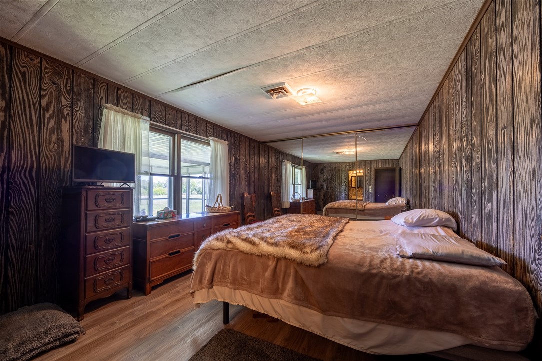 22499 1370 East Road Property Photo 29