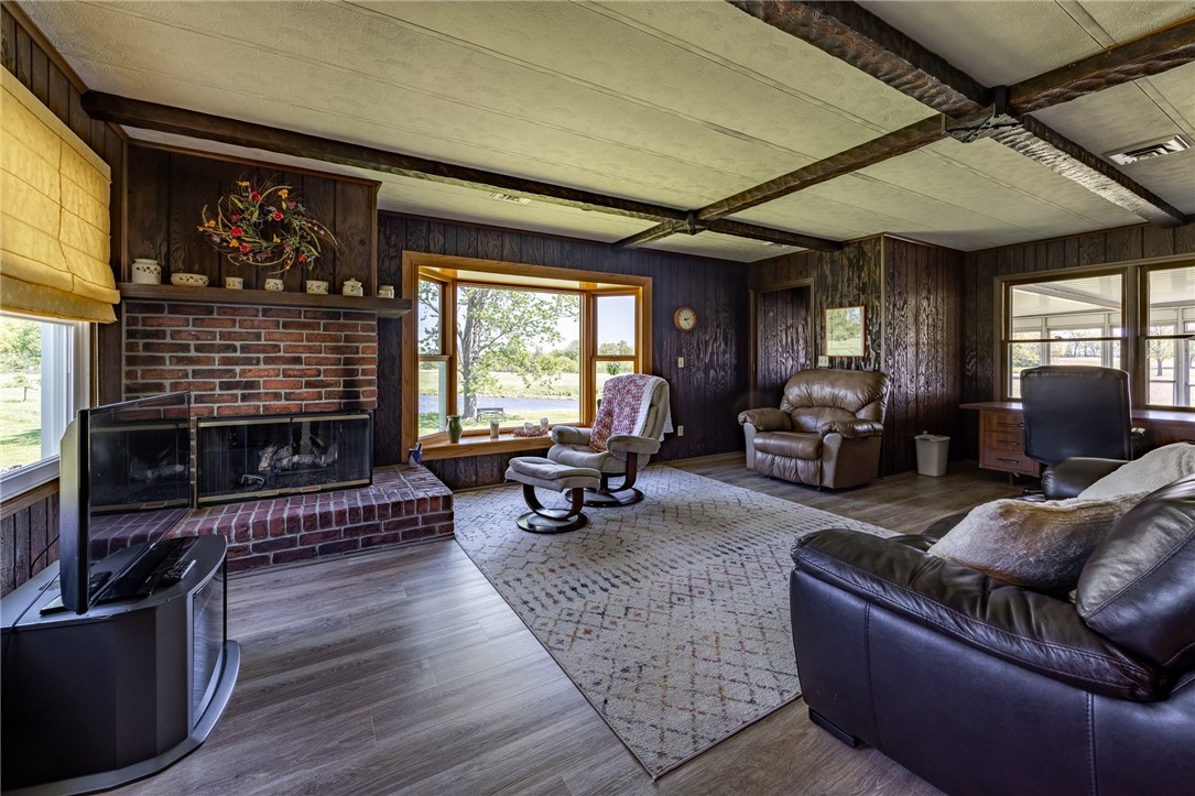 22499 1370 East Road Property Photo 31