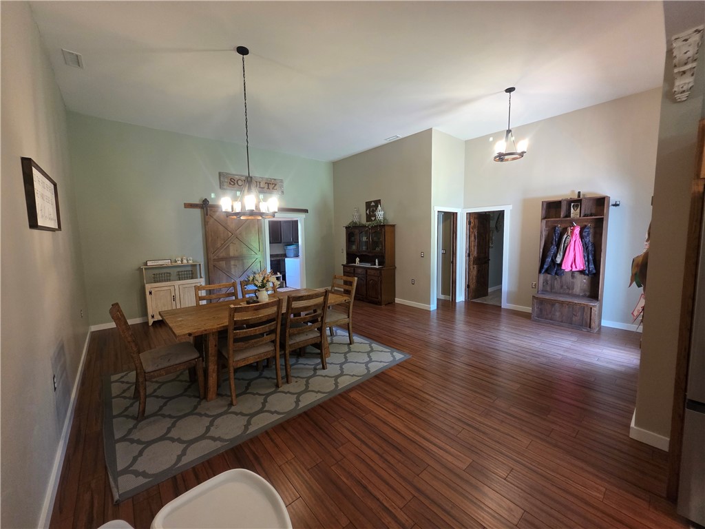 3082 E 300 North Road Property Photo 10