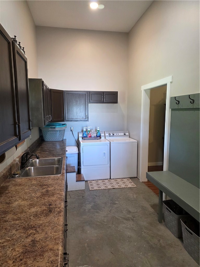 3082 E 300 North Road Property Photo 21