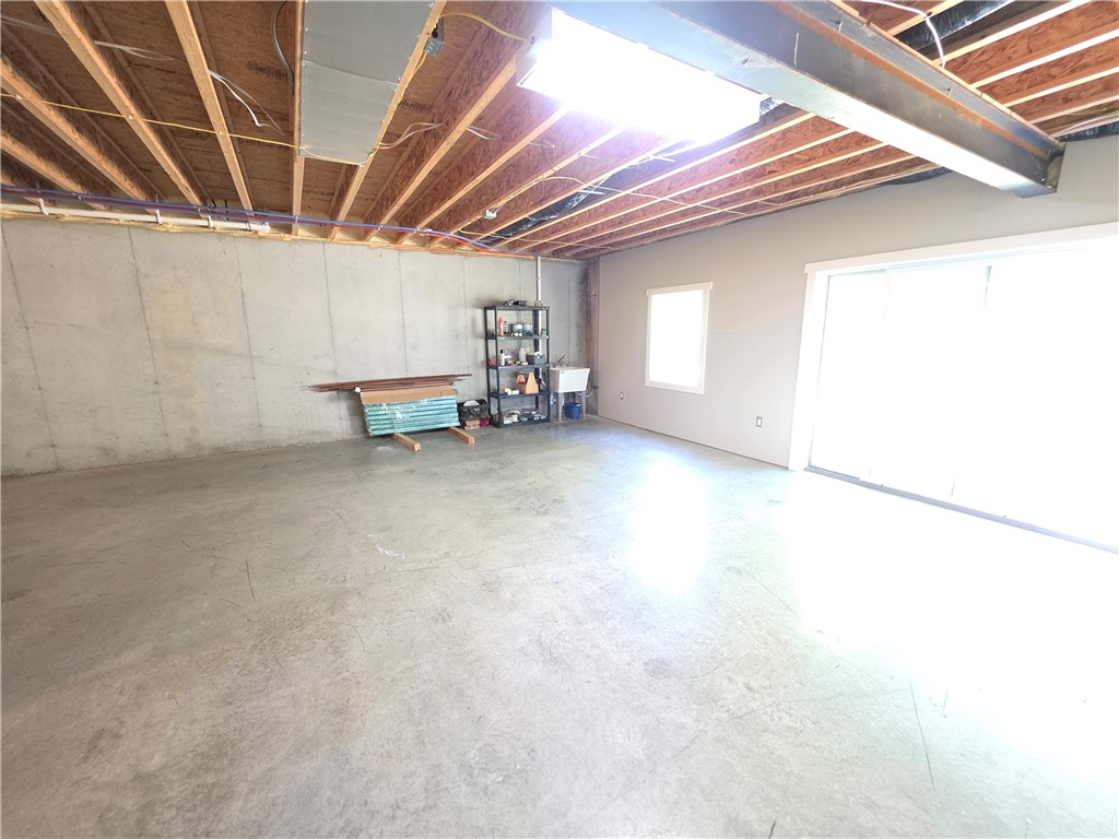 3082 E 300 North Road Property Photo 25