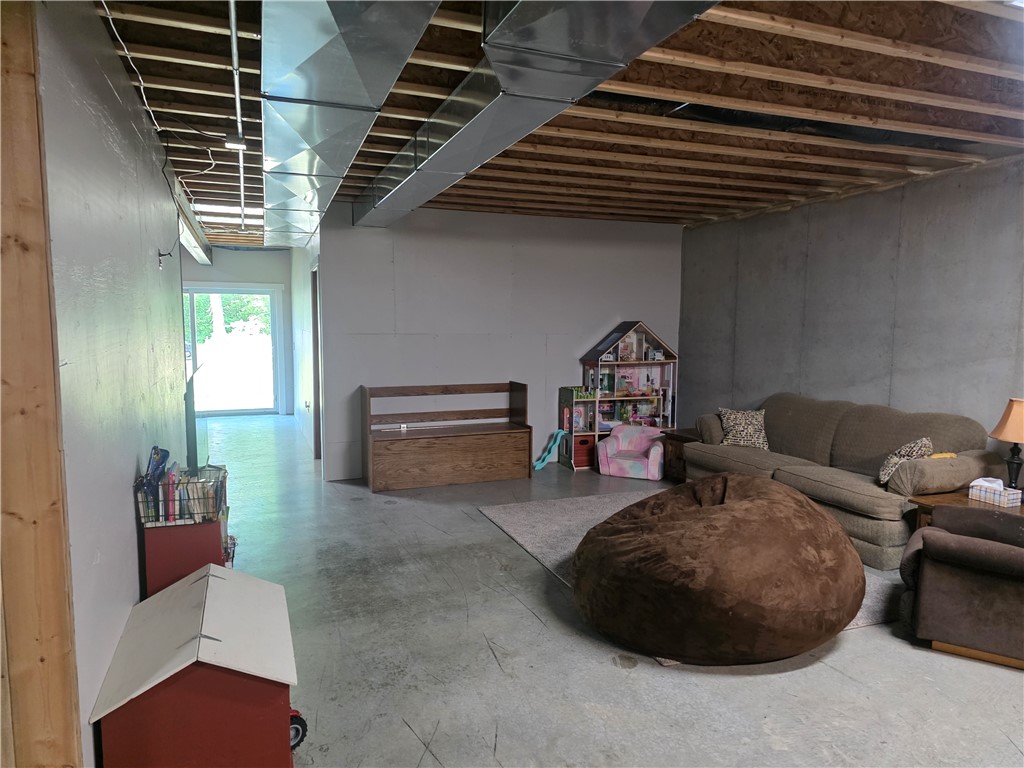 3082 E 300 North Road Property Photo 29